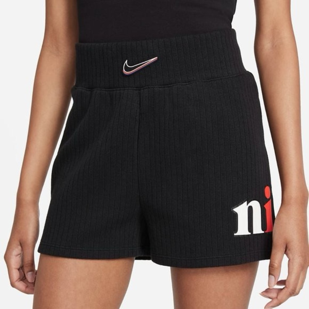 nike slim fit ribbed shorts